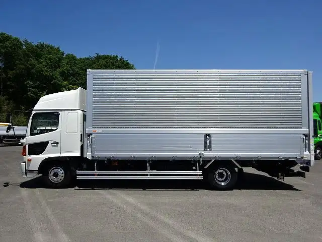 日野 レンジャー 中型/増トン ウイング パワーゲート ベッドの中古トラック画像3