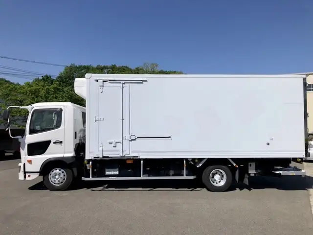 日野 レンジャー 中型/増トン 冷凍冷蔵 低温 パワーゲートの中古トラック画像3