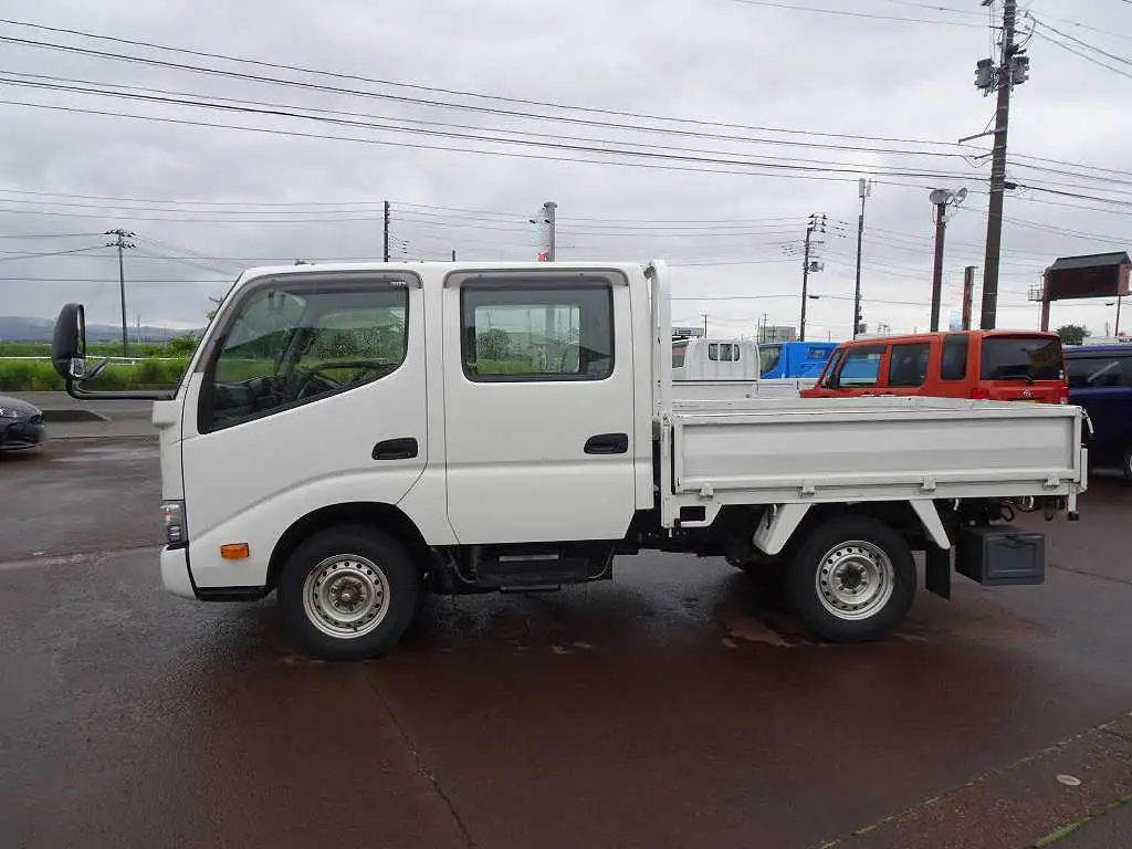 トヨタ ダイナ 小型 平ボディ Wキャブ LDF-KDY281の中古トラック画像3
