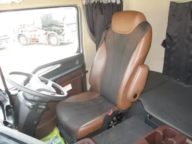 日野 プロフィア 大型 トラクター ハイルーフ 1デフの中古トラック画像7