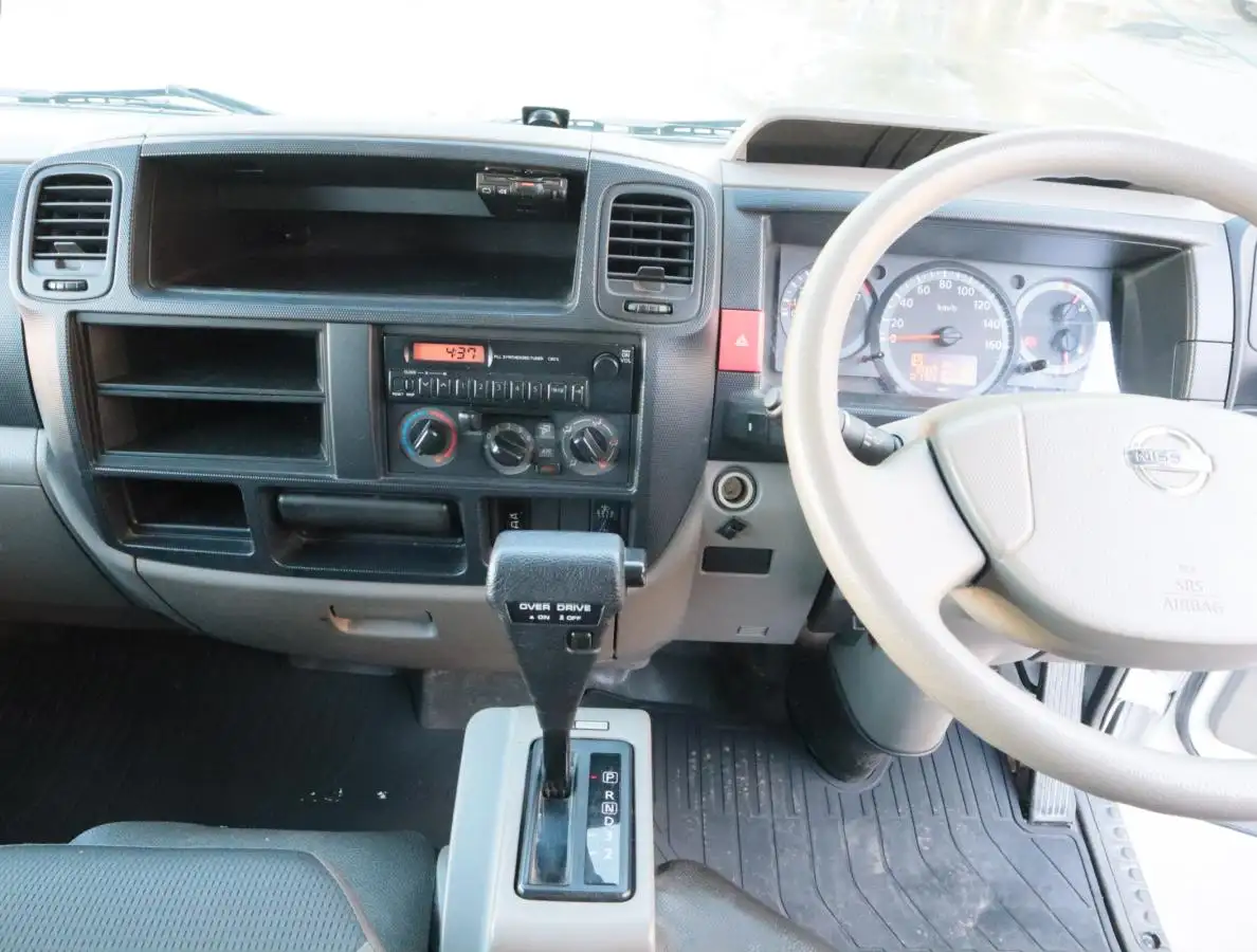 日産 アトラス 小型 平ボディ Wキャブ パワーゲートの中古トラック画像13