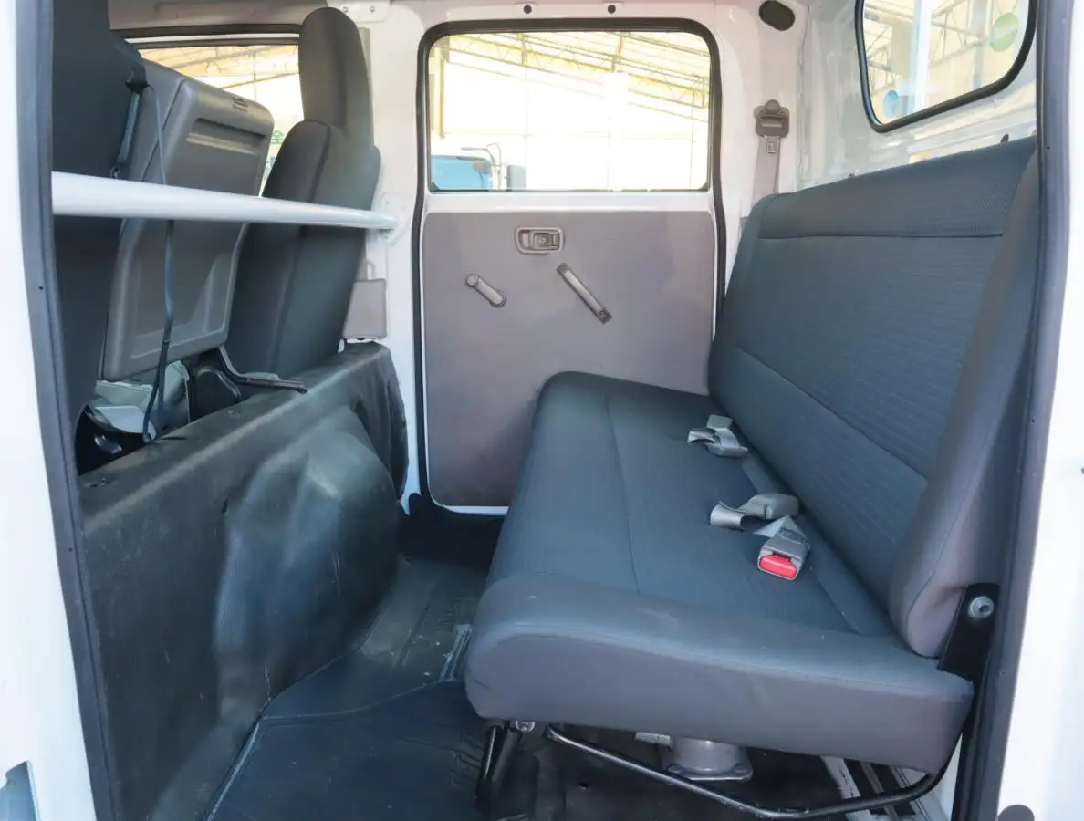 日産 アトラス 小型 平ボディ Wキャブ パワーゲートの中古トラック画像15
