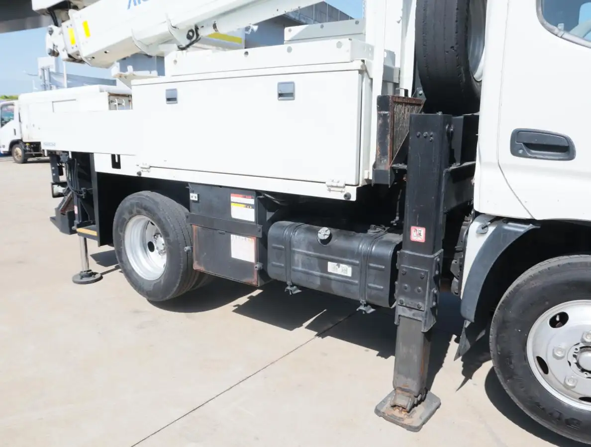 トヨタ ダイナ 小型 高所・建柱車 高所作業車 電工仕様の中古トラック画像16