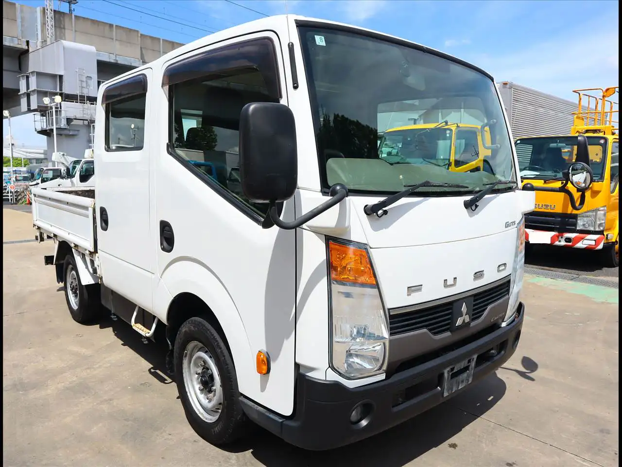 三菱 キャンター 小型 平ボディ Wキャブ TKG-BSZ5F24の中古トラック画像2