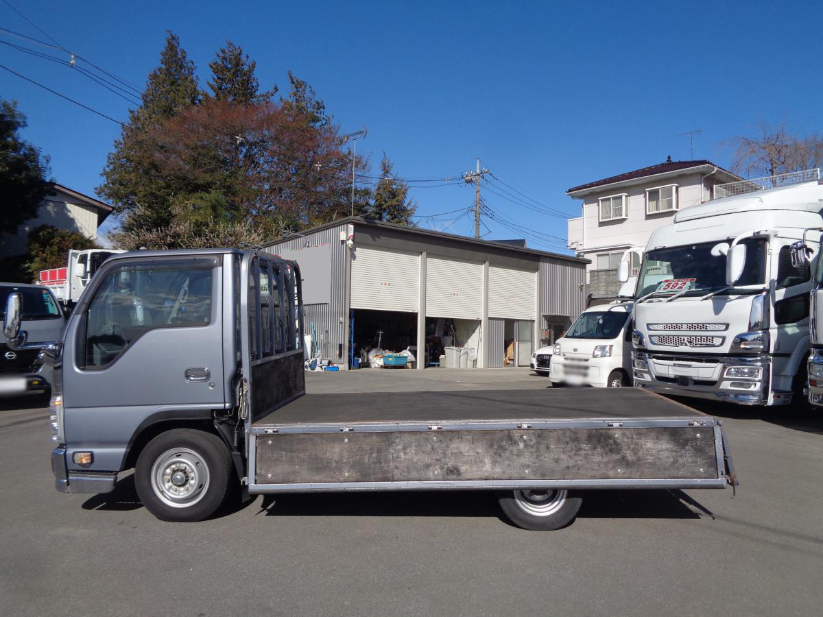 いすゞ エルフ 小型 平ボディ カスタム TRG-NHR85Aの中古トラック画像9