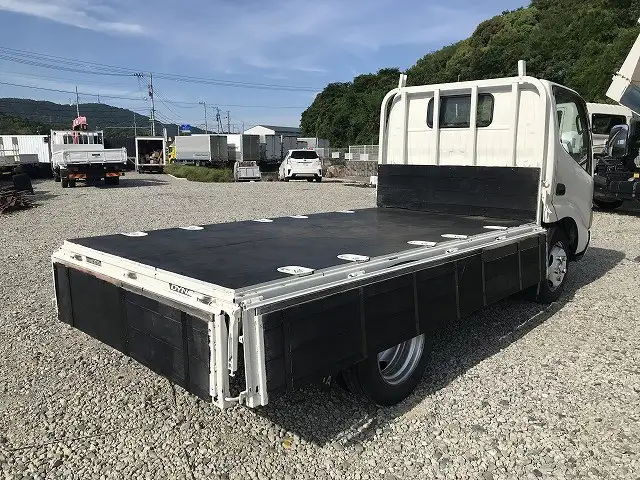 トヨタ ダイナ 小型 平ボディ 10尺 KK-XZU301 の中古トラック