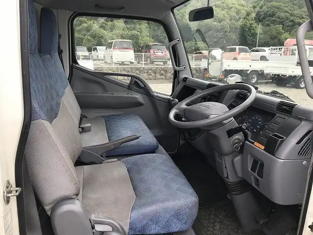 三菱 キャンター 小型 平ボディ 床鉄板 PA-FE72DEの中古トラック画像7