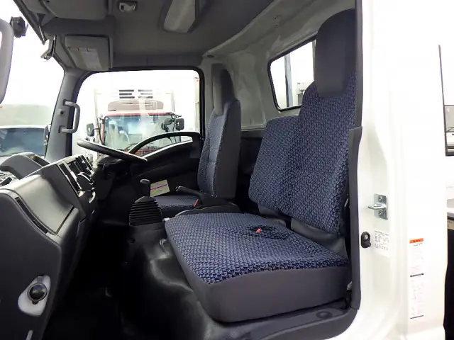 日産 アトラス 小型 平ボディ アルミブロック 2RG-APR88ARの中古トラック画像7