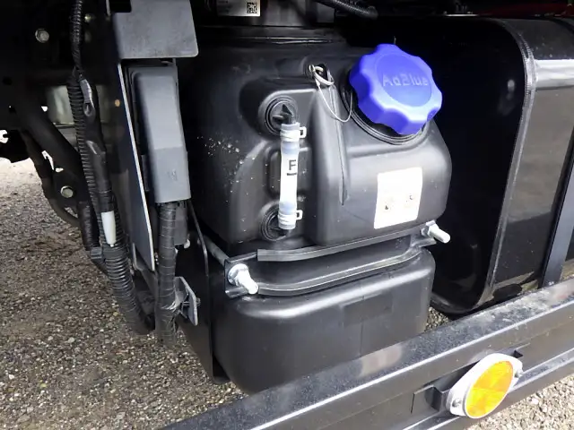 日産 アトラス 小型 平ボディ アルミブロック 2RG-APR88ARの中古トラック画像12
