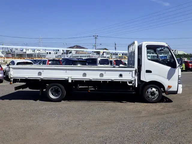 日野 デュトロ 小型 平ボディ TKG-XZU710M H28の中古トラック画像2