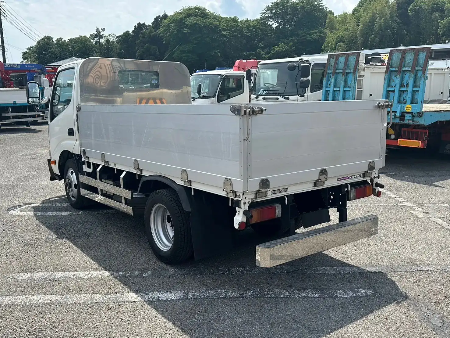 トヨタ ダイナ 小型 平ボディ アルミブロック TKG-XZU675の中古トラック画像4