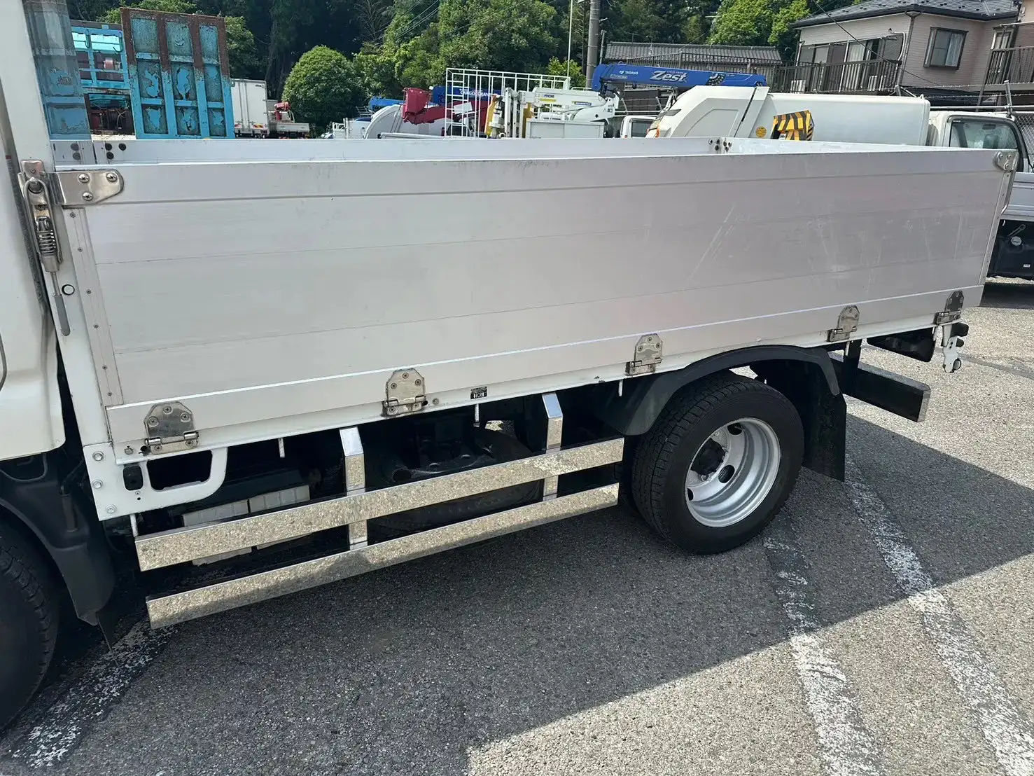 トヨタ ダイナ 小型 平ボディ アルミブロック TKG-XZU675の中古トラック画像5