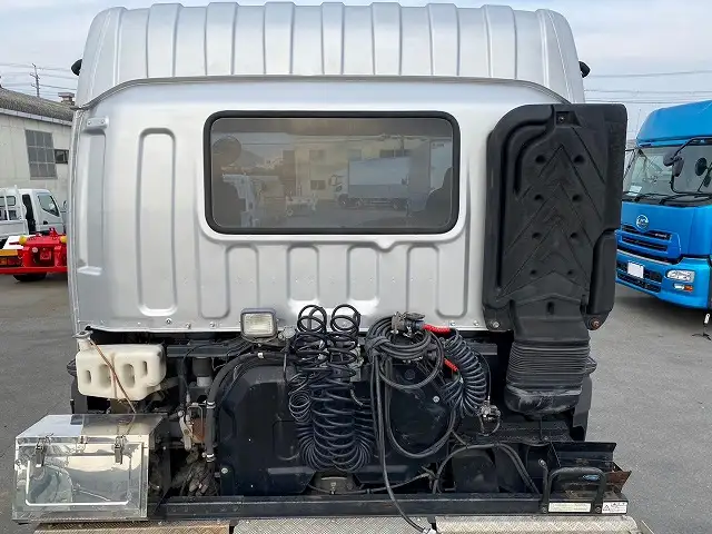 いすゞ ギガ 大型 トラクター ハイルーフ 1デフの中古トラック画像6