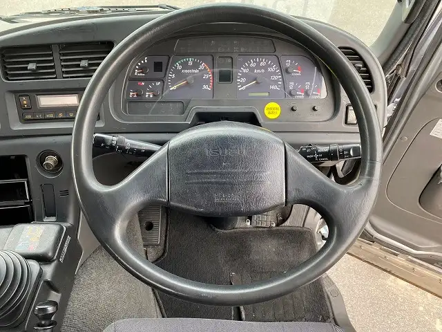 いすゞ ギガ 大型 トラクター ハイルーフ 1デフの中古トラック画像12