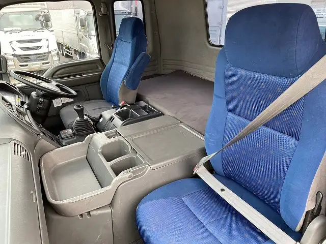 いすゞ ギガ 大型 トラクター ハイルーフ 1デフの中古トラック画像15