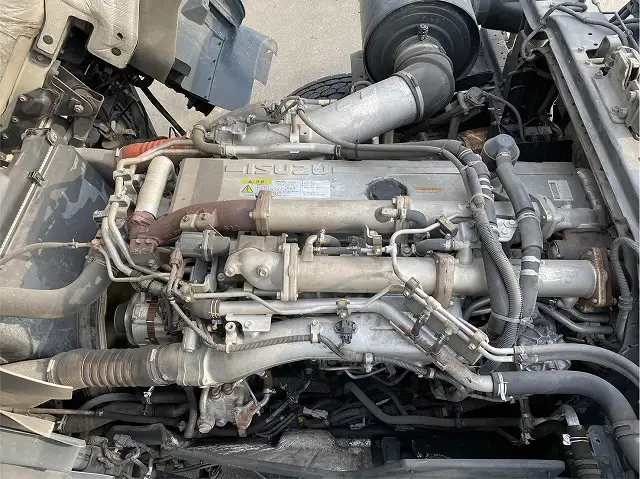 いすゞ ギガ 大型 トラクター ハイルーフ 1デフの中古トラック画像19