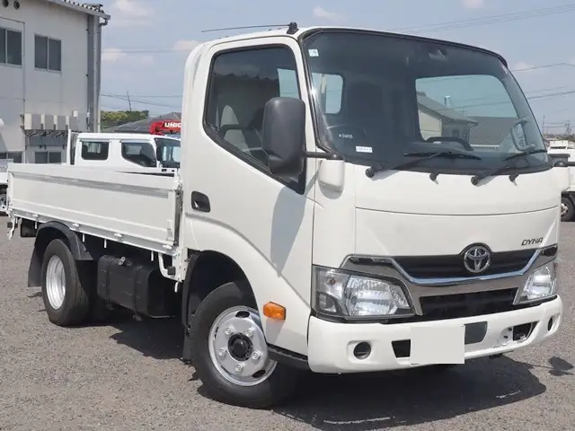 トヨタ ダイナ 小型 平ボディ TKG-XZU605 H30の中古トラック画像2