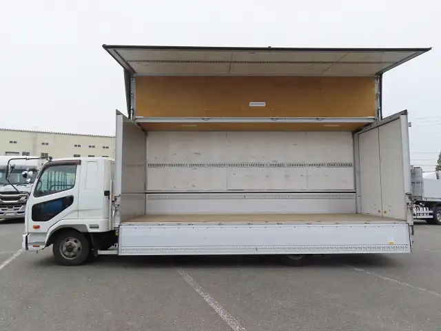 三菱 ファイター 中型/増トン ウイング エアサス ベッドの中古トラック画像4