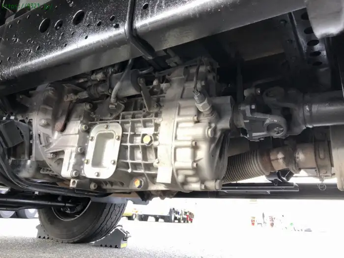 三菱 ファイター 中型/増トン 平ボディ ベッド PJ-FK62FZの中古トラック画像像17