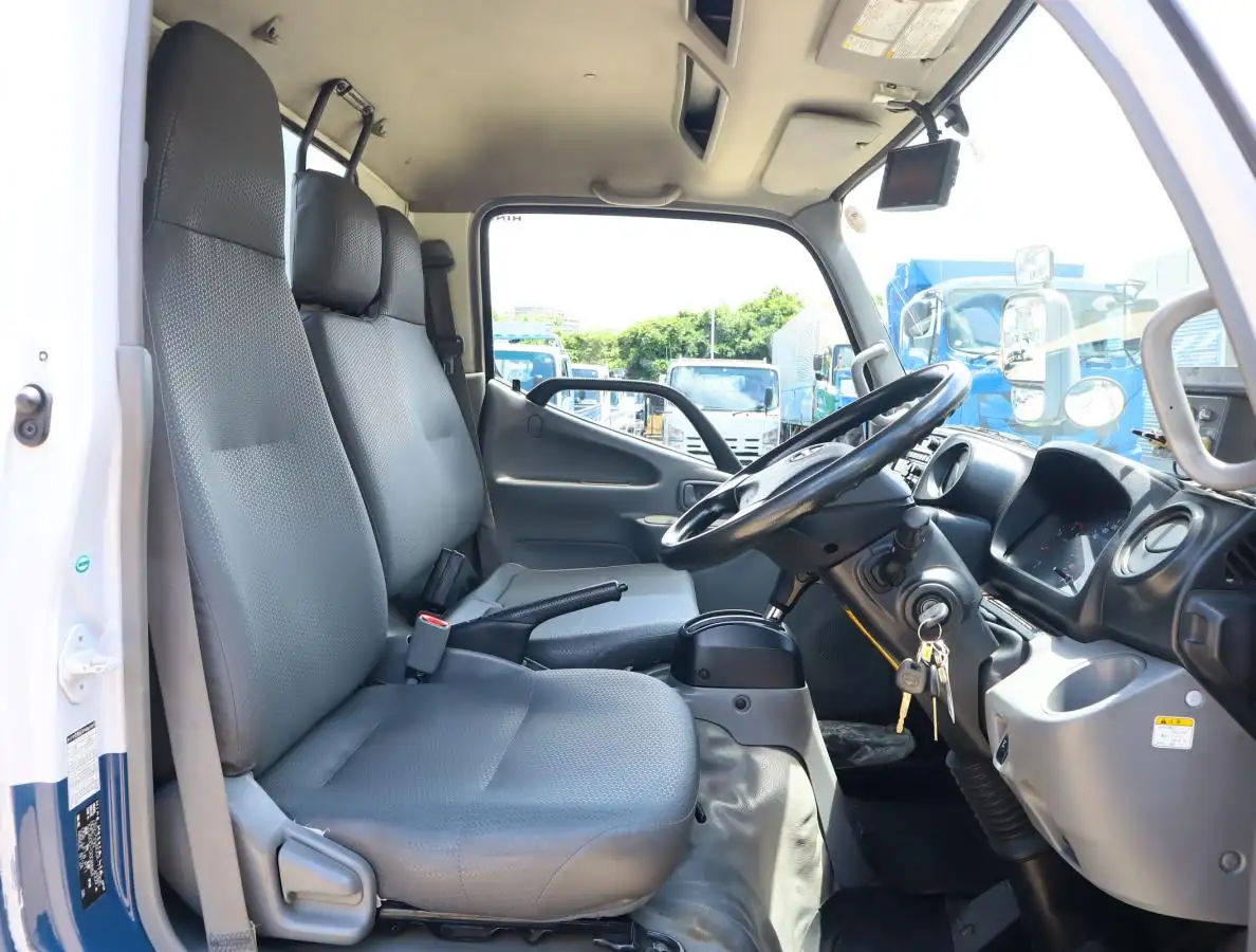 日野 デュトロ 小型 パッカー車 プレス式 TKG-XZU600Xの中古トラック画像12