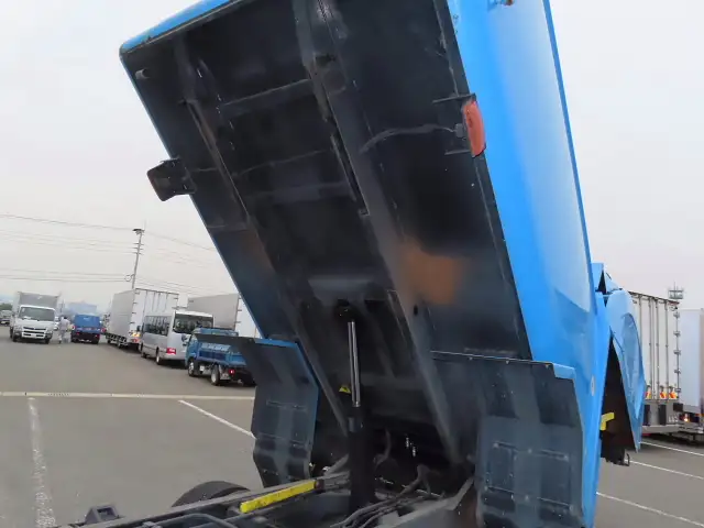 いすゞ フォワード 中型/増トン パッカー車 巻き込み式 回転ダンプ式の中古トラック画像13