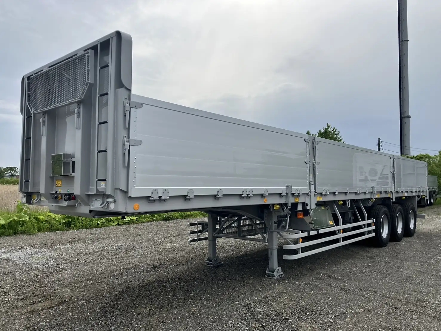 三菱 スーパーグレート 大型 冷凍冷蔵 ハイルーフ 低温 の中古トラック【車両No.180000】