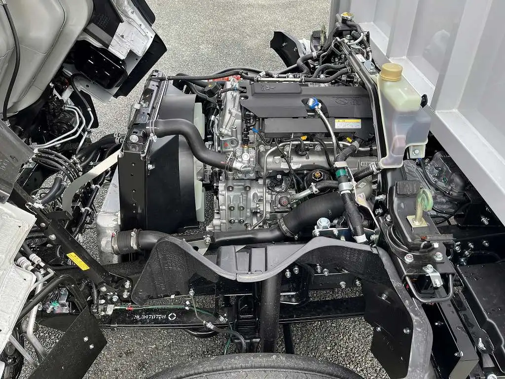 三菱 キャンター 小型 ウイング 2RG-FEB80 R6の中古トラック画像19