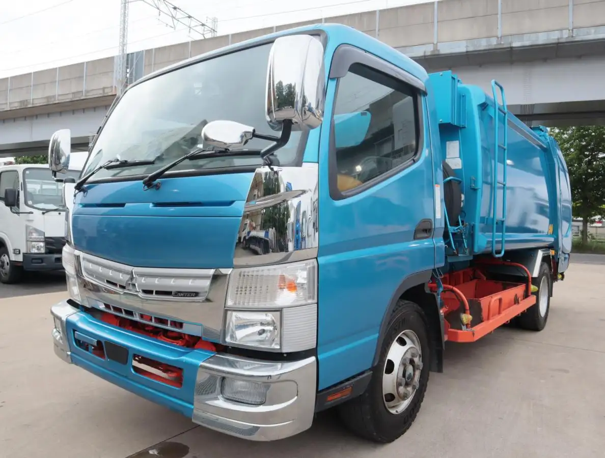 三菱 キャンター 小型 パッカー車 プレス式 2PG-FEB90の中古トラック画像1