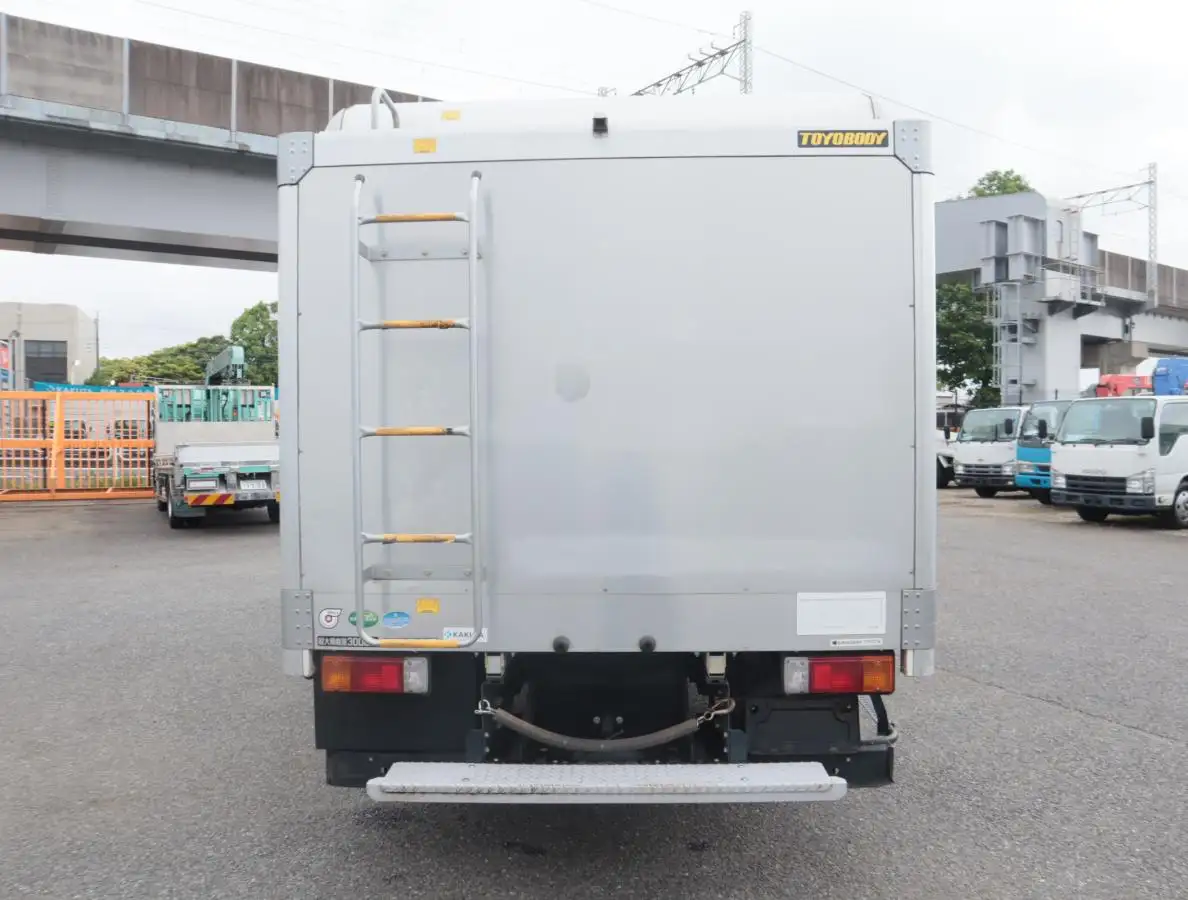 トヨタ ダイナ 小型 アルミバン ボトルカー サイドドアの中古トラック画像4