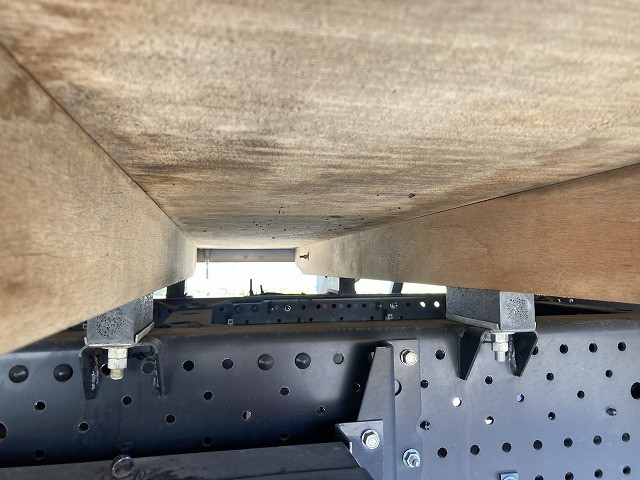 いすゞ エルフ 小型 平ボディ 2RG-NPR88AR R3の中古トラック画像12