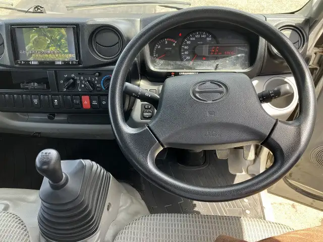 日野 デュトロ 小型 平ボディ TKG-XZU675M H29の中古トラック画像9