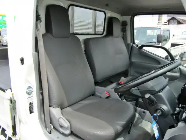 トヨタ ダイナ 小型 平ボディ 2RG-XZC605 R3の中古トラック画像7