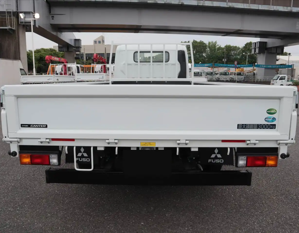 三菱 キャンター 小型 平ボディ 2RG-FEB50 R5の中古トラック画像4