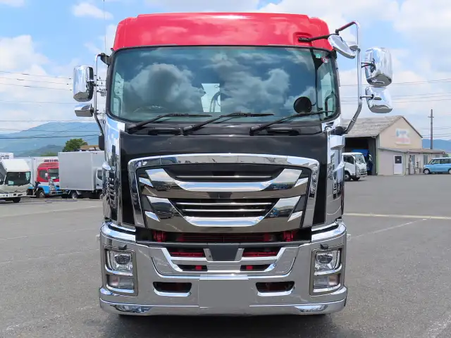いすゞ ギガ 大型 トラクター ハイルーフ 2デフの中古トラック画像2