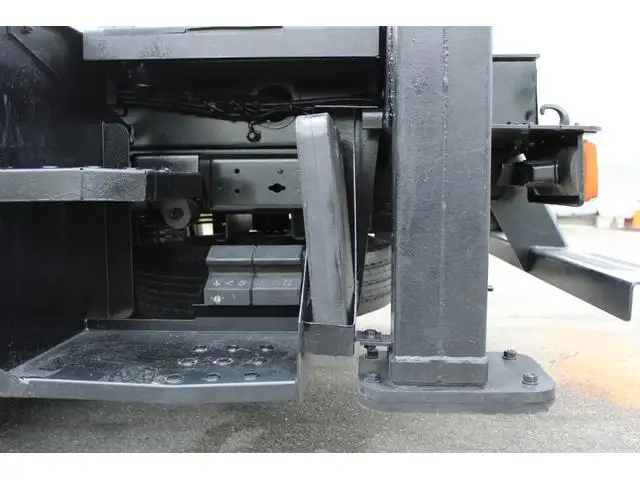 日野 デュトロ 小型 高所・建柱車 高所作業車 電工仕様の中古トラック画像18