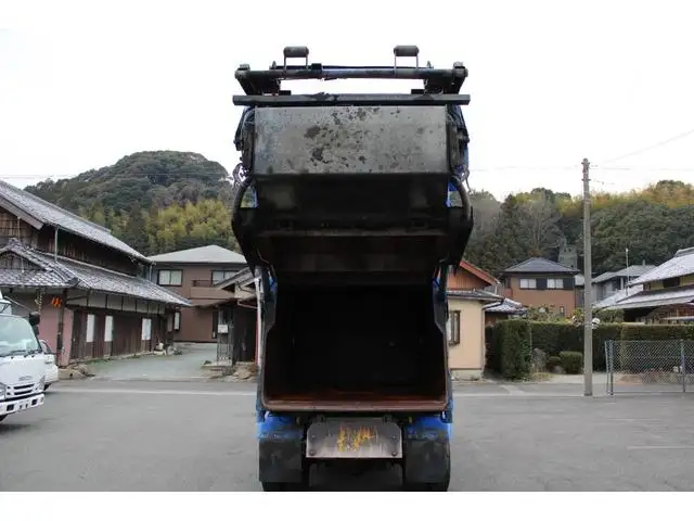 いすゞ エルフ 小型 パッカー車 巻き込み式 回転ダンプ式の中古トラック画像7
