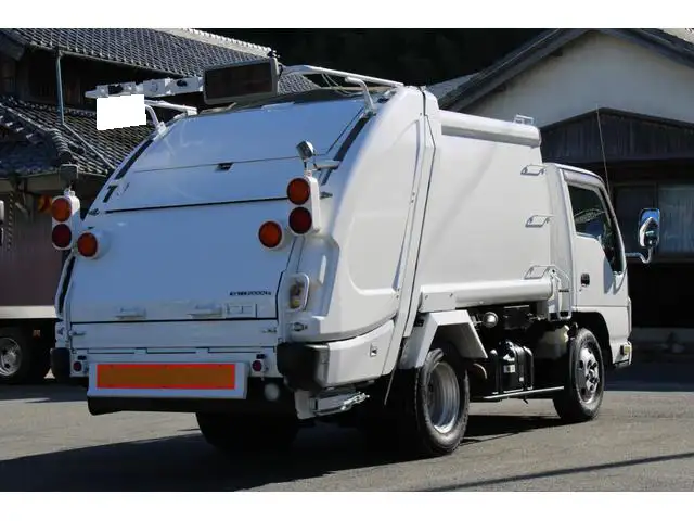 いすゞ エルフ 小型 パッカー車 プレス式 の中古トラック画像2