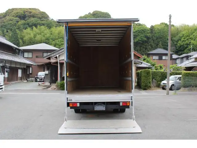 トヨタ ダイナ 小型 アルミバン パワーゲート の中古トラック画像4