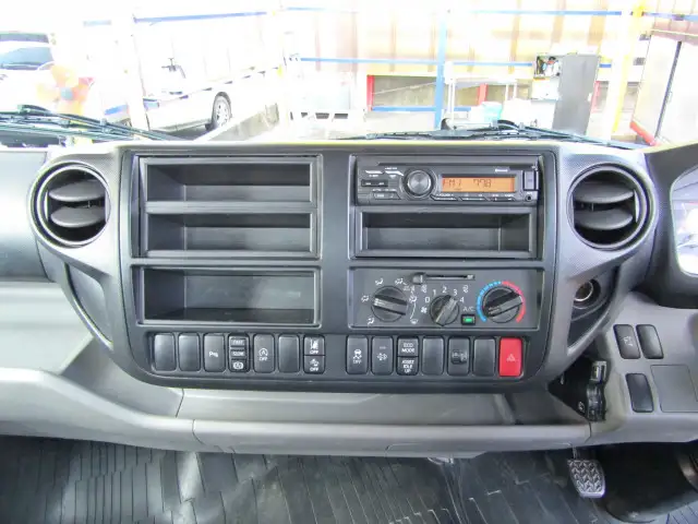 日野 デュトロ 小型 平ボディ 2PG-XZU720M R4の中古トラック画像12