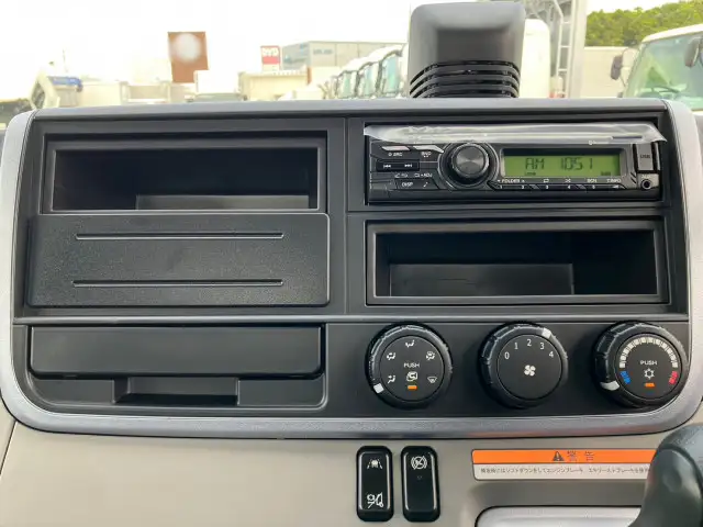 三菱 キャンター 小型 平ボディ 2RG-FEB80 R5の中古トラック画像10