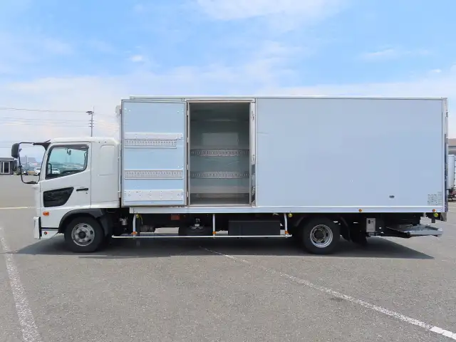 日野 レンジャー 中型/増トン 冷凍冷蔵 低温 パワーゲートの中古トラック画像3