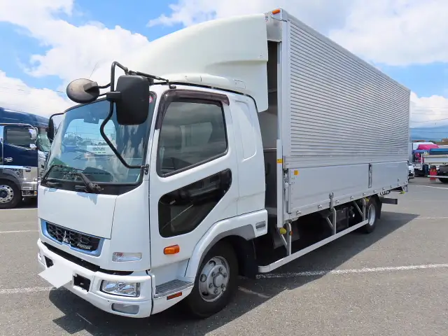 三菱 ファイター 中型/増トン ウイング エアサス ベッドの中古トラック画像1
