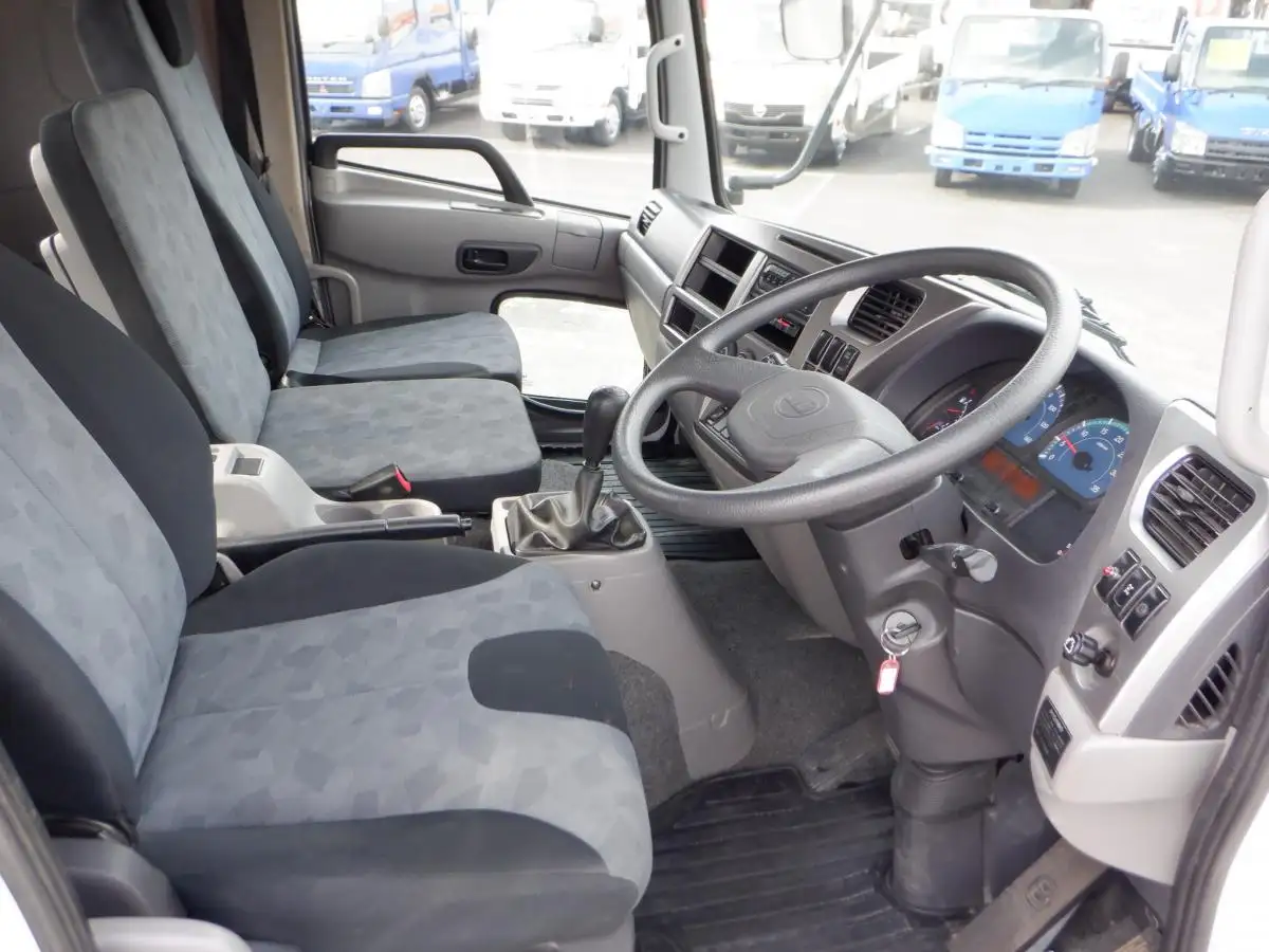日産UD コンドル 中型/増トン クレーン付 4段 ラジコンの中古トラック画像11