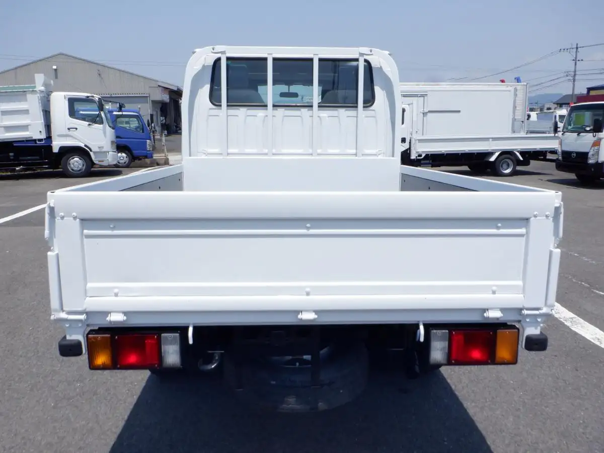 いすゞ エルフ 小型 平ボディ Wキャブ 床鉄板の中古トラック画像4