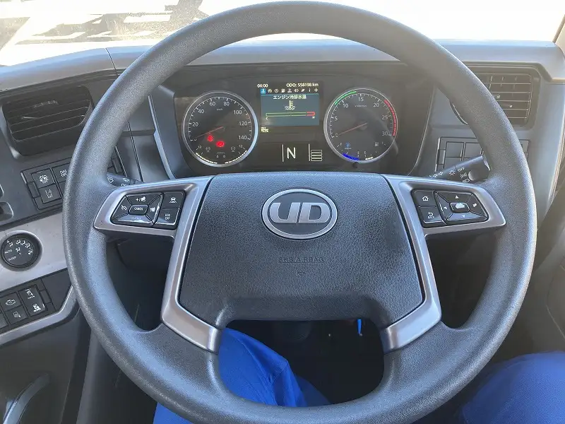 日産UD クオン 大型 トラクター ハイルーフ 1デフの中古トラック画像8
