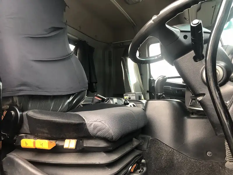 日野 プロフィア 大型 トラクター 2デフ ベッドの中古トラック画像6