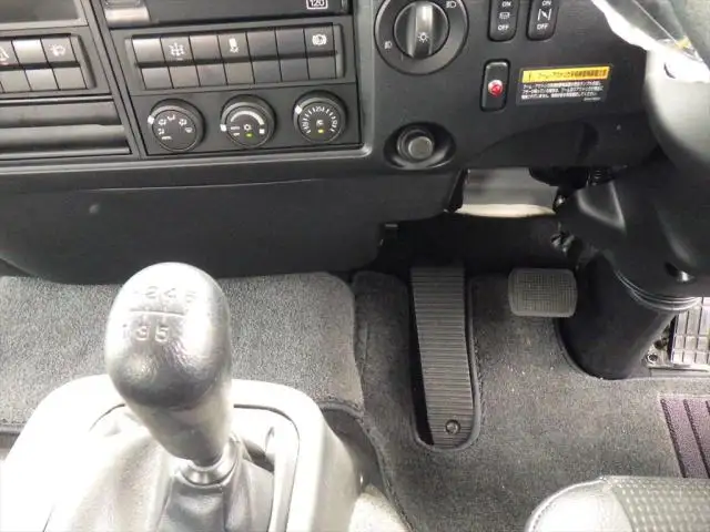 三菱 ファイター 中型/増トン クレーン付 4段 ラジコンの中古トラック画像16