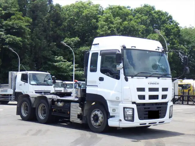 いすゞ ギガ 大型 トラクター ハイルーフ 2デフの中古トラック画像2