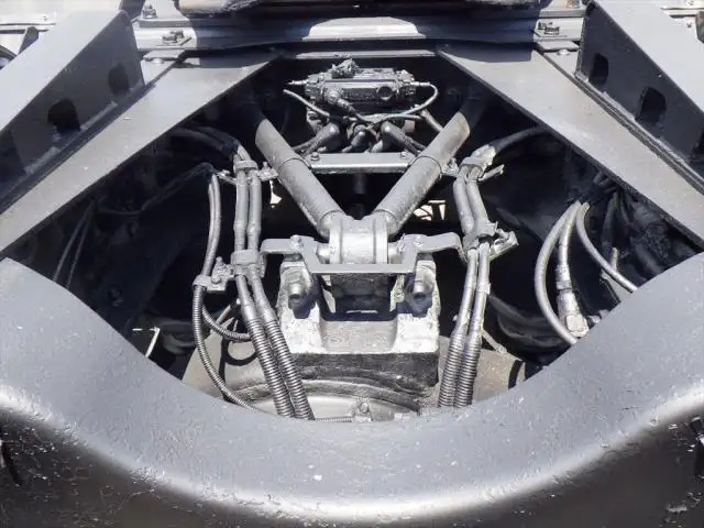 いすゞ ギガ 大型 トラクター ハイルーフ 2デフの中古トラック画像18