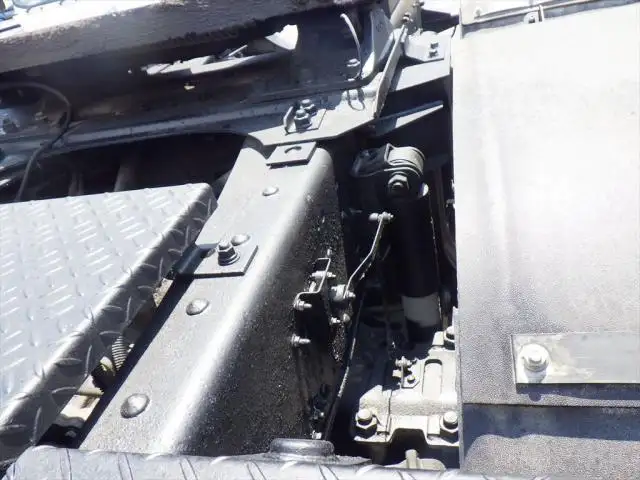いすゞ ギガ 大型 トラクター ハイルーフ 2デフの中古トラック画像像17